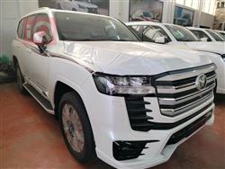 تۆیۆتا لاند کروزەر